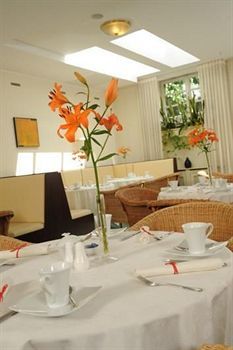 Viktoria Hotel 4*