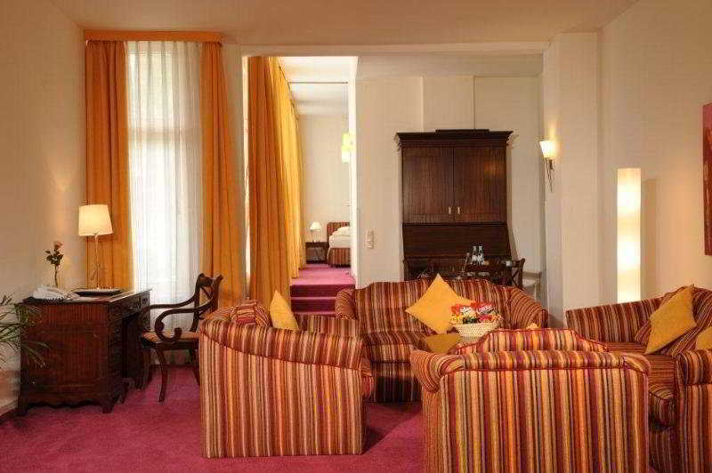 Hotel Viktoria 4*