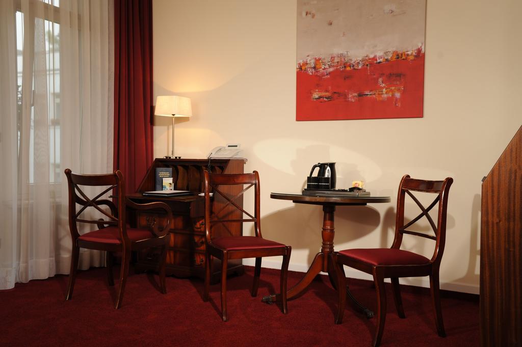 Hotel Viktoria 4*
